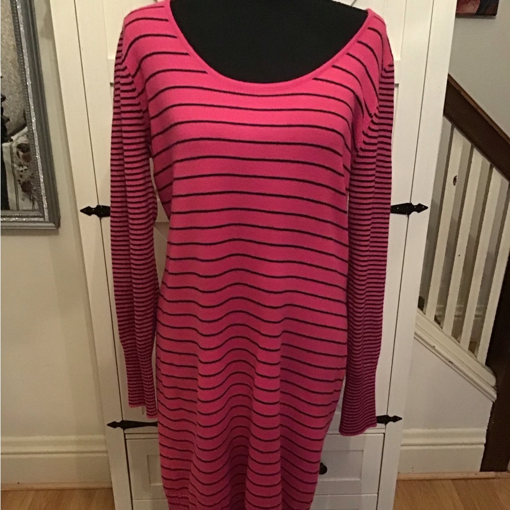 Elegant Pink and Black Striped Long Sleeve Dress